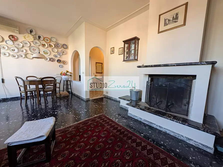 Immagine 13 di Appartamento in vendita  in Via Gigliotti a Camaiore