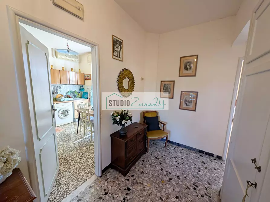 Immagine 17 di Appartamento in vendita  in Via Gigliotti a Camaiore