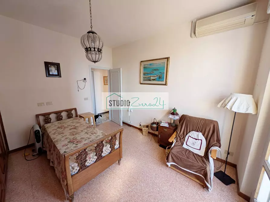 Immagine 26 di Appartamento in vendita  in Via Gigliotti a Camaiore