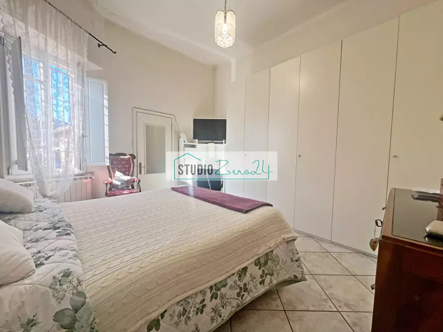 Immagine 16 di Attico in vendita  in Via IV Novembre a Camaiore