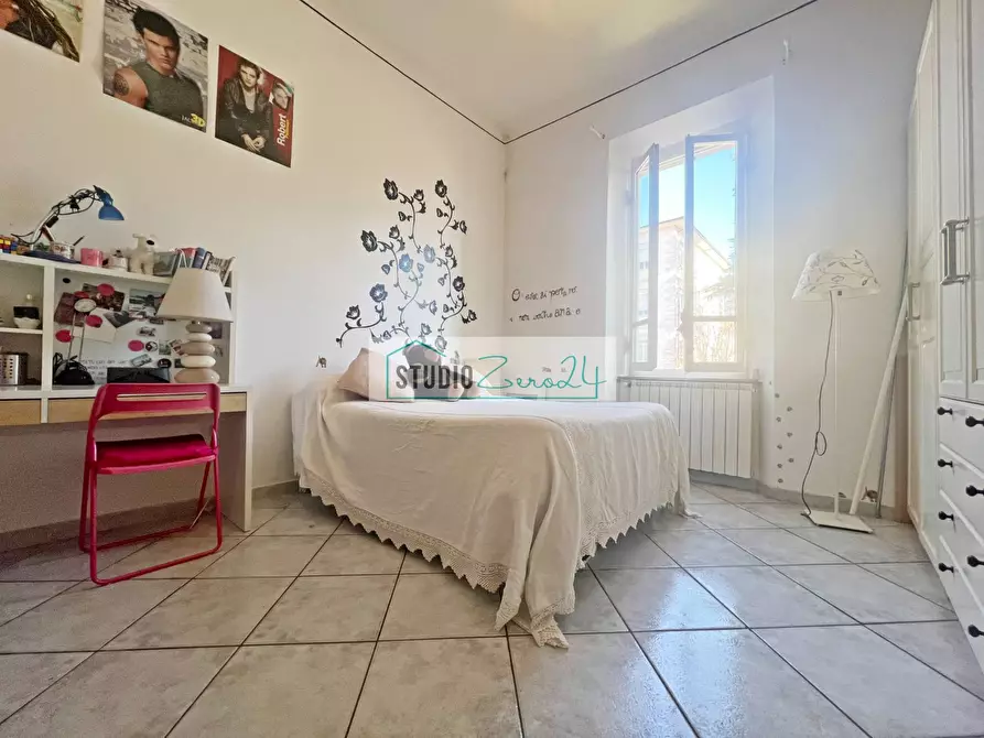 Immagine 25 di Attico in vendita  in Via IV Novembre a Camaiore