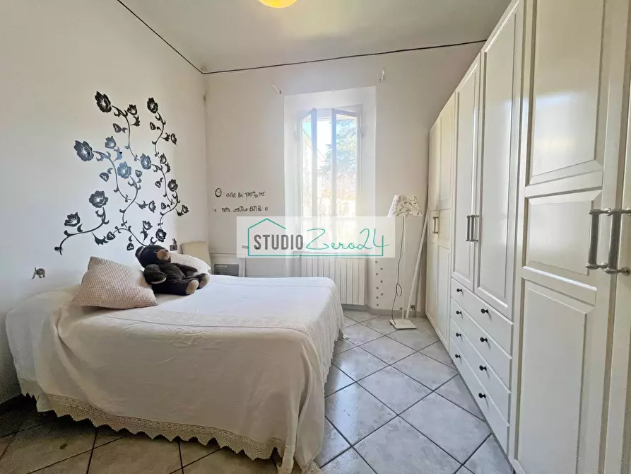 Immagine 26 di Attico in vendita  in Via IV Novembre a Camaiore