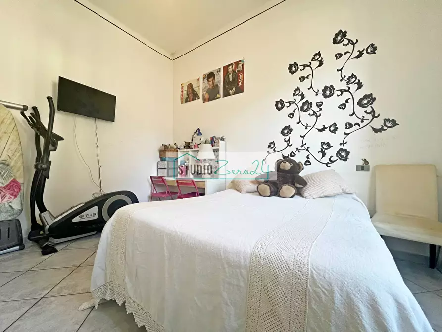 Immagine 28 di Attico in vendita  in Via IV Novembre a Camaiore