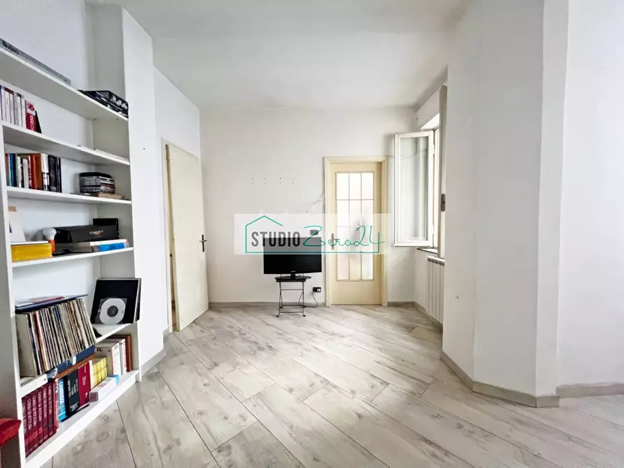 Immagine 6 di Appartamento in vendita  in Via Vittorio Emanuele a Camaiore