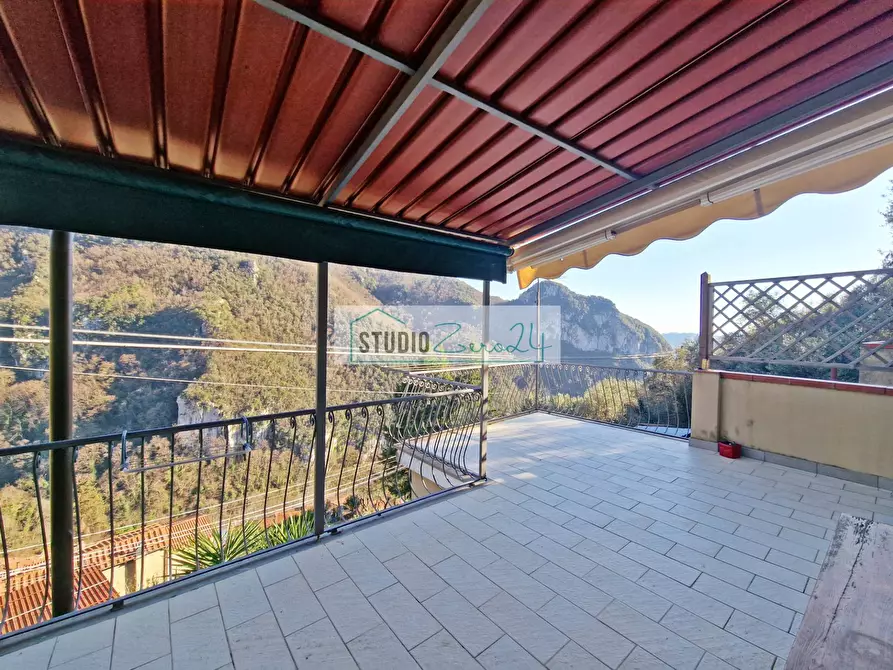 Immagine 29 di Casa semindipendente in vendita  in Via Trescolli a Camaiore