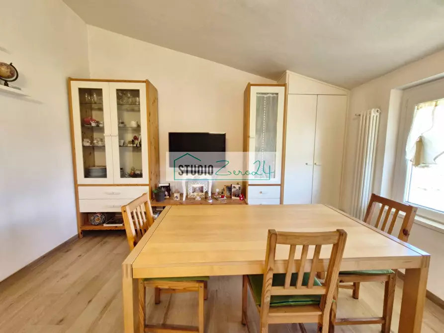 Immagine 6 di Appartamento in vendita  in Via del Secco a Camaiore