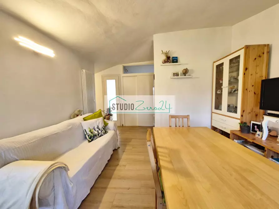 Immagine 9 di Appartamento in vendita  in Via del Secco a Camaiore