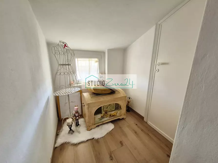 Immagine 18 di Appartamento in vendita  in Via del Secco a Camaiore