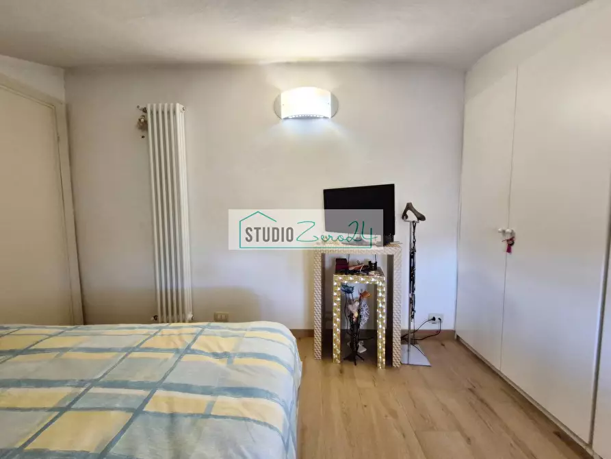 Immagine 25 di Appartamento in vendita  in Via del Secco a Camaiore