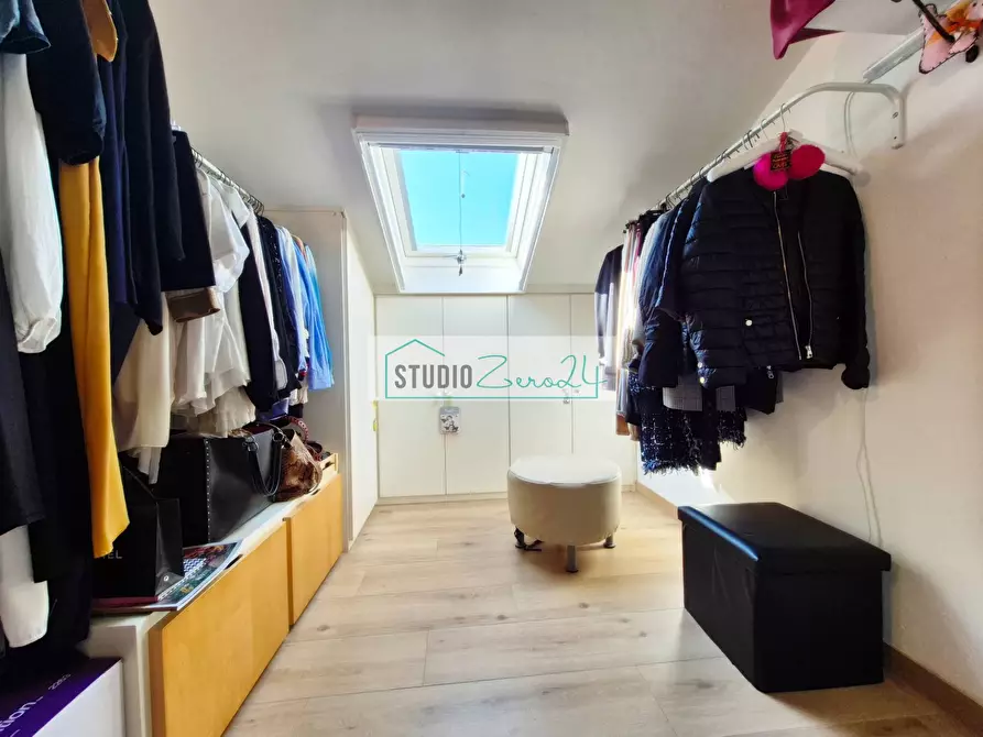 Immagine 26 di Appartamento in vendita  in Via del Secco a Camaiore