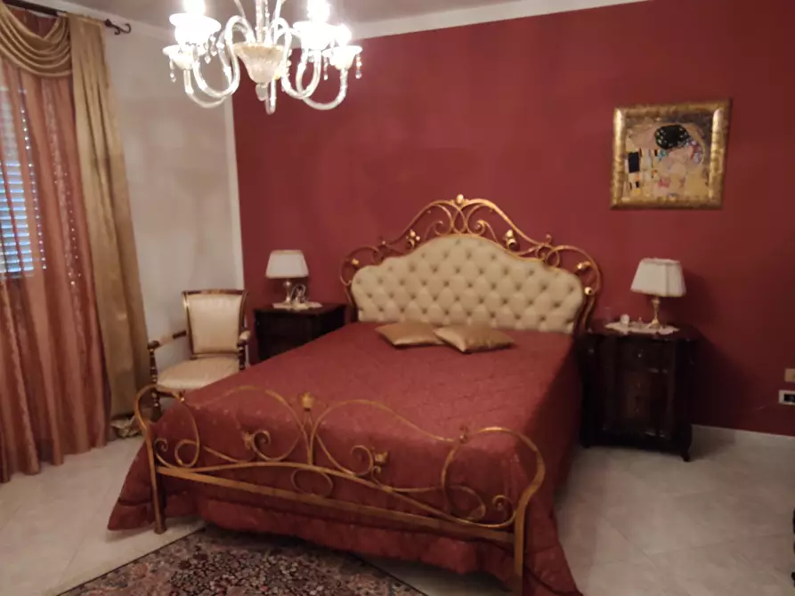 Immagine 8 di Casa indipendente in vendita  in VIA CROCEVALVERDE a Enna