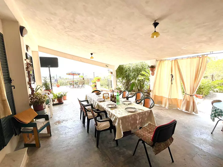 Immagine 3 di Villa in vendita  in CONTRADA RISICALLA' a Enna