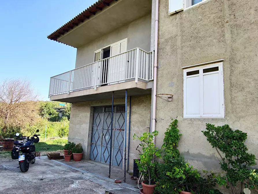 Immagine 1 di Villa in vendita  in CONTRADA GRATA a Enna