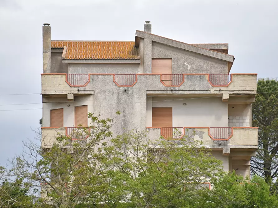 Immagine 4 di Villa in vendita  in CONTRADA POLLICARINI a Enna