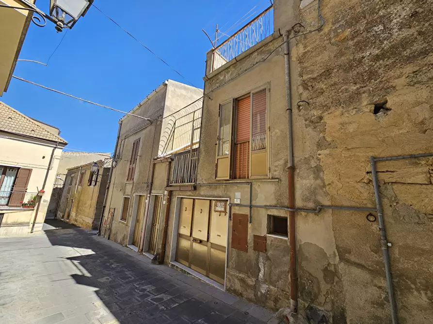 Immagine 9 di Casa indipendente in vendita  a Enna