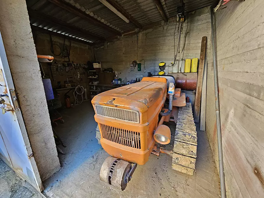 Immagine 30 di Villa in vendita  in CONTRADA TORRE a Enna