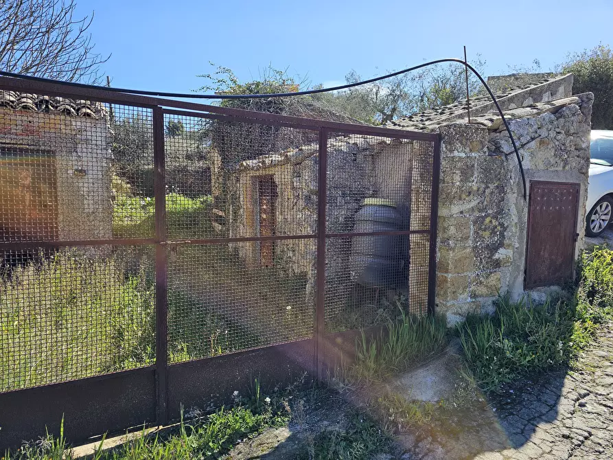 Immagine 4 di Rustico / casale in vendita  in CONTRADA TORRE a Enna