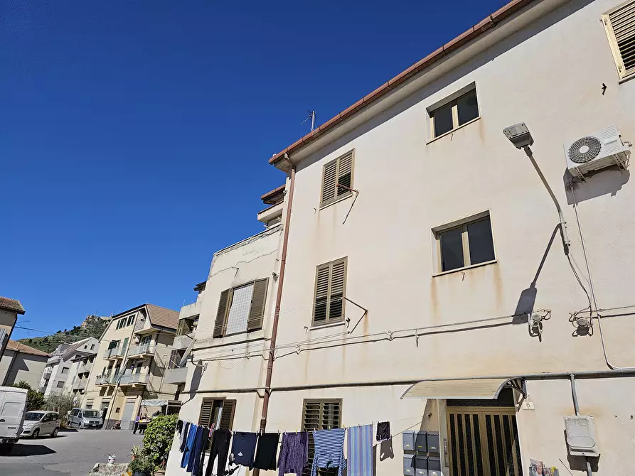 Immagine 13 di Appartamento in vendita  in VIA GIOTTO a Enna