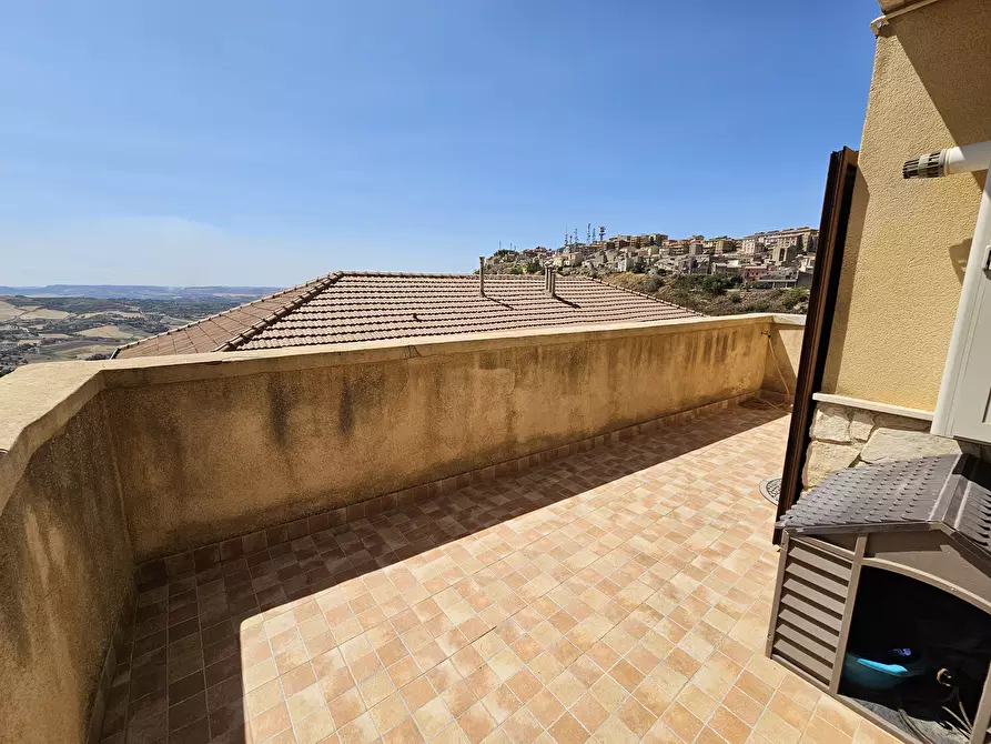 Immagine 24 di Casa indipendente in vendita  in VIA FAZZI a Enna