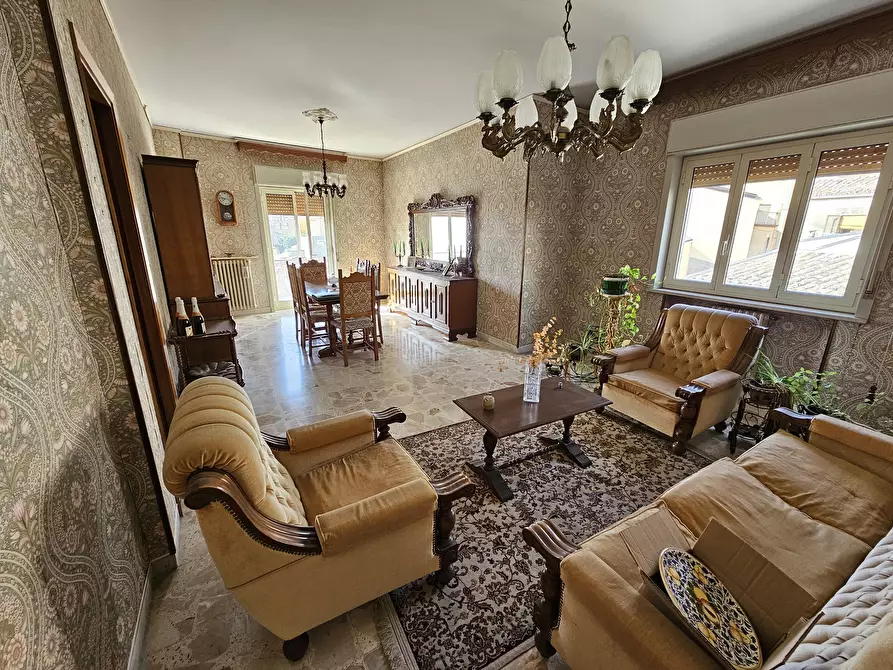 Immagine 2 di Appartamento in vendita  in VIA ROMA a Enna