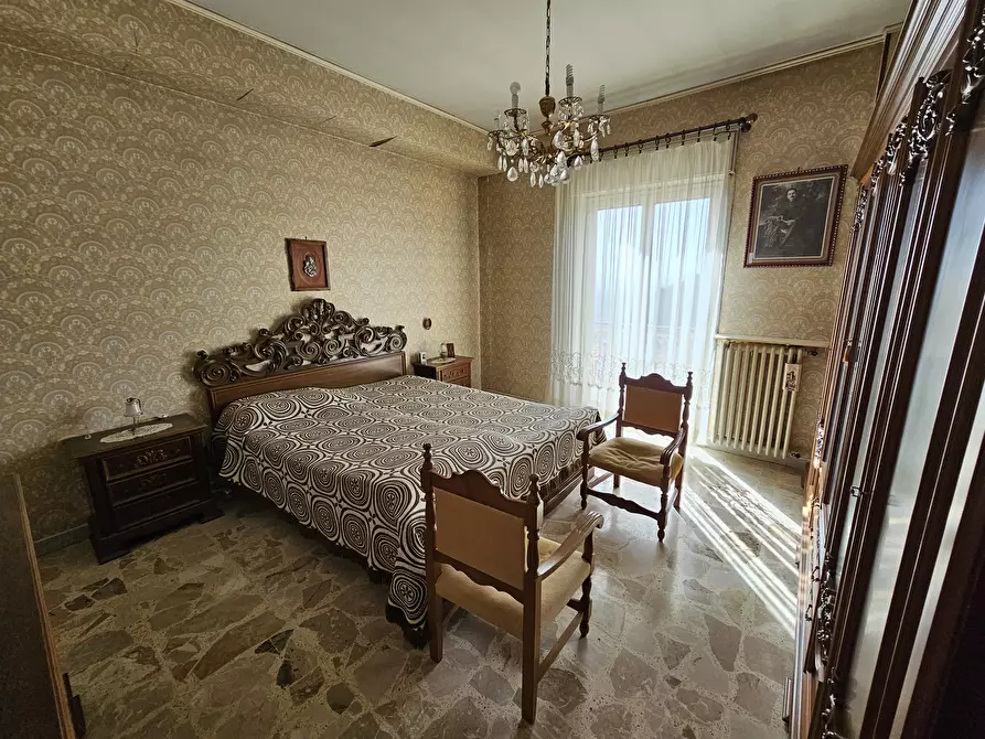 Immagine 8 di Appartamento in vendita  in VIA ROMA a Enna