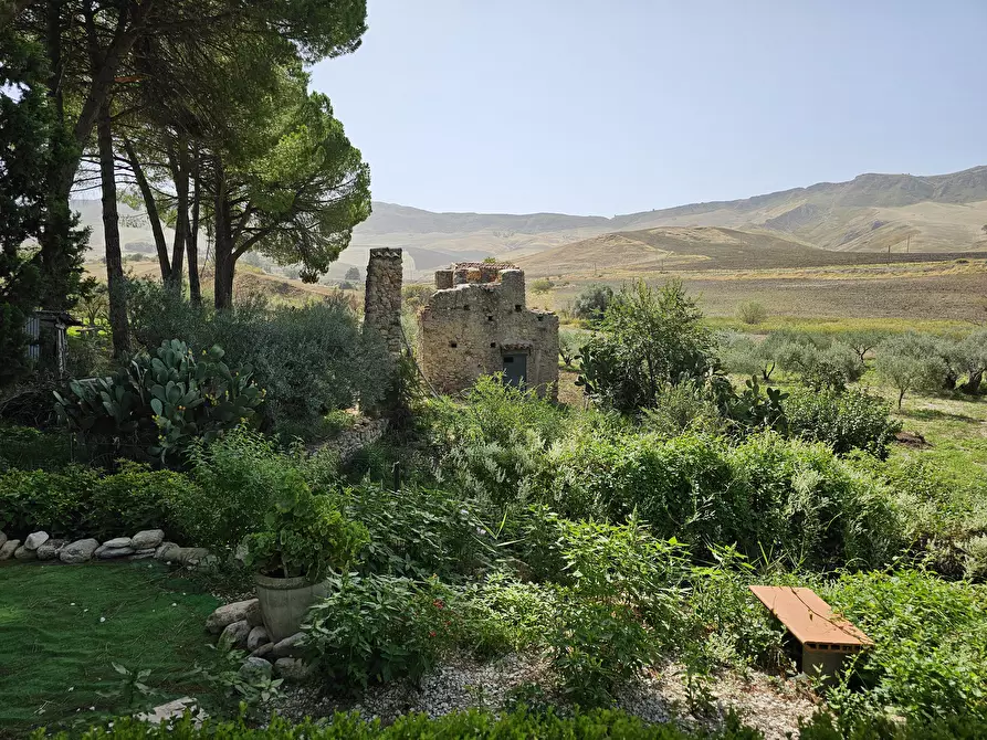 Immagine 28 di Villa in vendita  in CONTRADA SAN SEBASTIANO a Enna