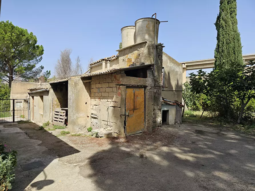 Immagine 29 di Villa in vendita  in CONTRADA SAN SEBASTIANO a Enna