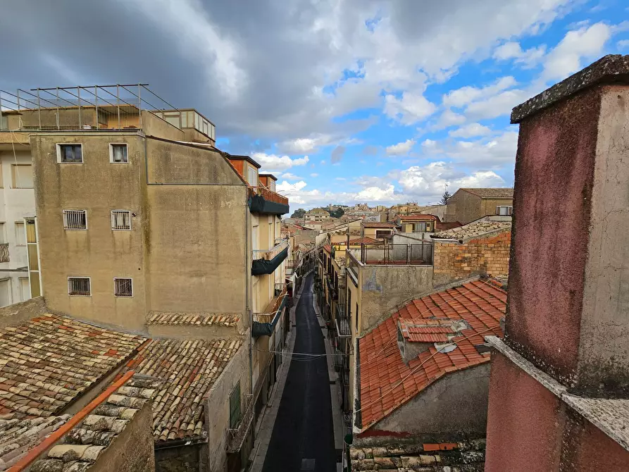 Immagine 3 di Appartamento in vendita  in via Vittorio Emanuele a Enna