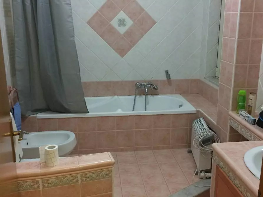 Immagine 10 di Appartamento in vendita  in VIA L. GRIMALDI a Enna