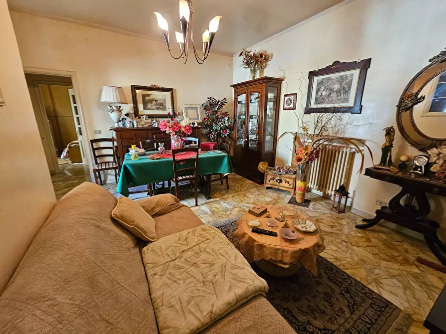 Immagine 3 di Appartamento in vendita  in VIA VALGUARNERA a Enna