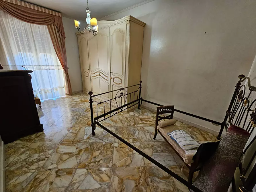 Immagine 9 di Appartamento in vendita  in VIA VALGUARNERA a Enna