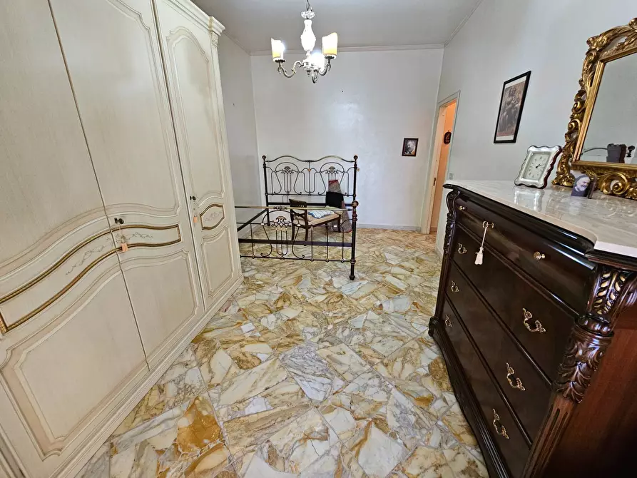 Immagine 11 di Appartamento in vendita  in VIA VALGUARNERA a Enna