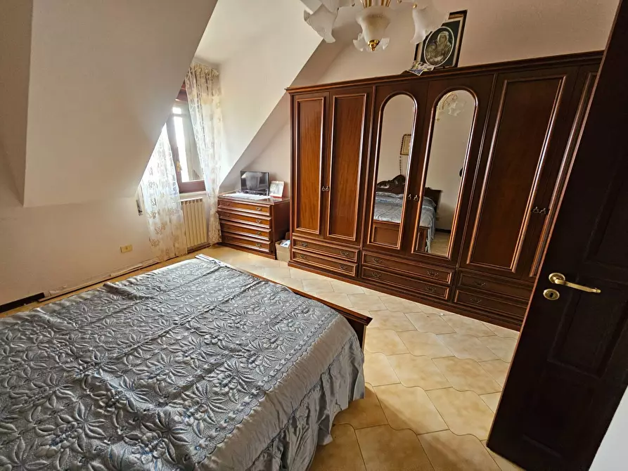 Immagine 11 di Appartamento in vendita  in via Roma a Enna