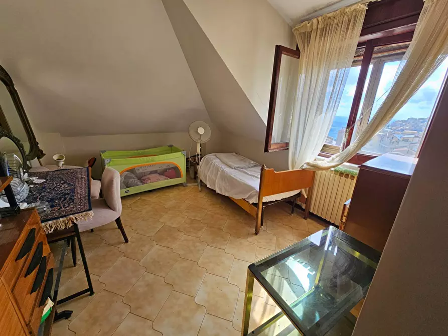 Immagine 13 di Appartamento in vendita  in via Roma a Enna