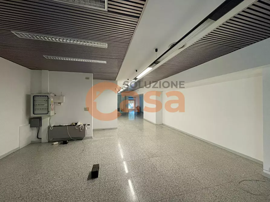Immagine 4 di Ufficio in affitto  in Via Pietro Giordani a Piacenza