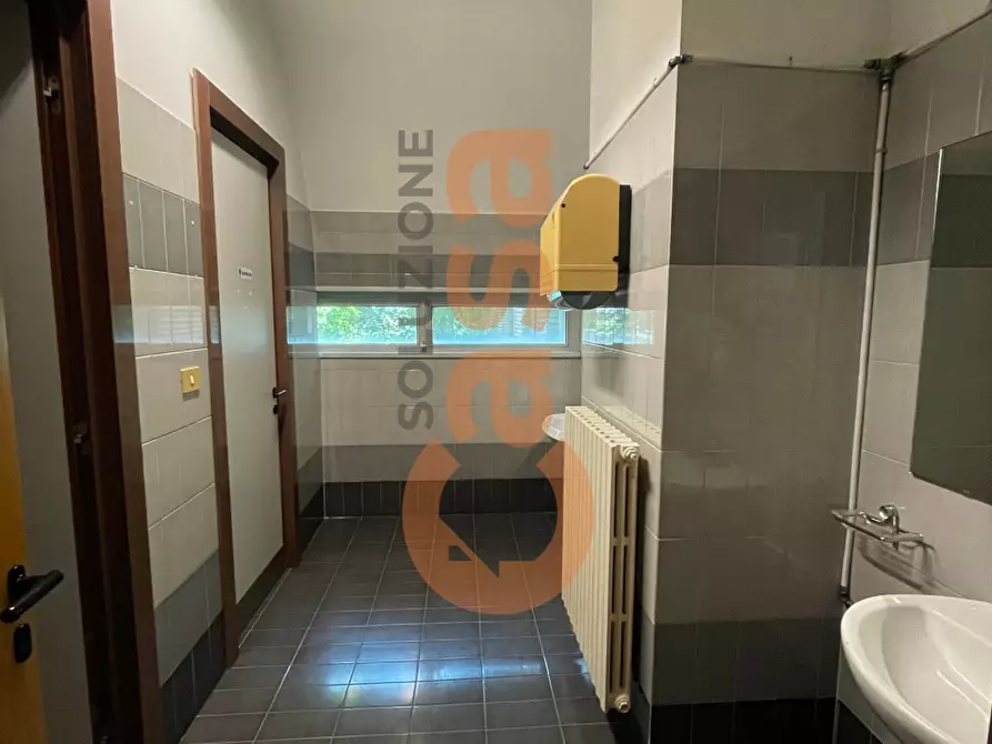 Immagine 8 di Ufficio in affitto  in Via Pietro Giordani a Piacenza