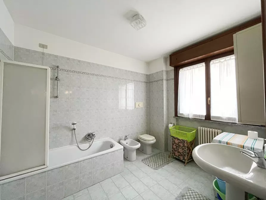 Immagine 6 di Appartamento in affitto  in VIA MODENESI a Piacenza