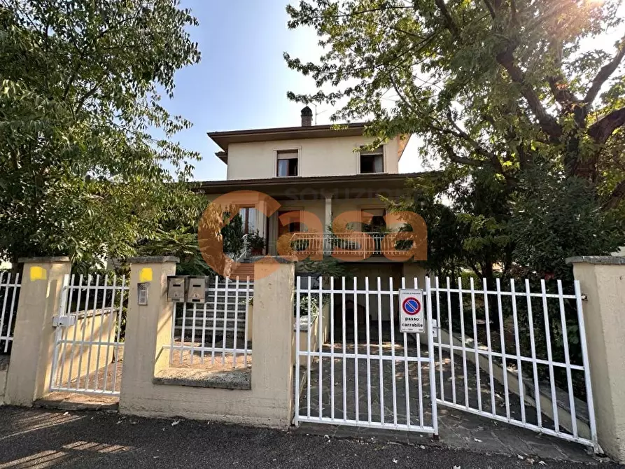 Immagine 5 di Villa in vendita  in Via Arcangelo Ghisleri a Piacenza