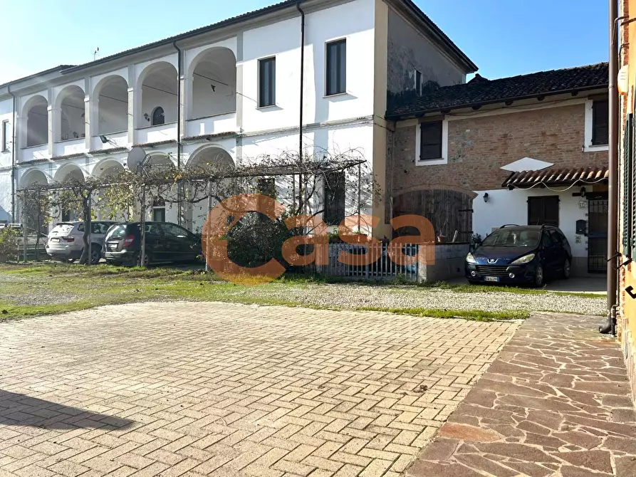 Immagine 5 di Appartamento in vendita  in Via Della Puglia a Piacenza