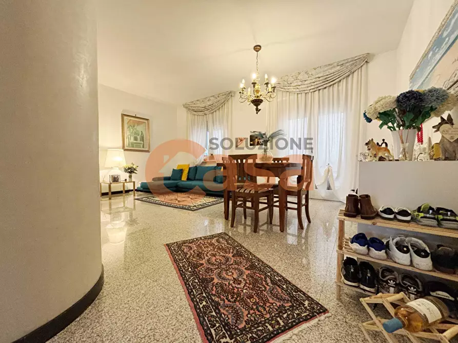 Immagine 5 di Appartamento in vendita  in Via Paolo Bozzini a Piacenza