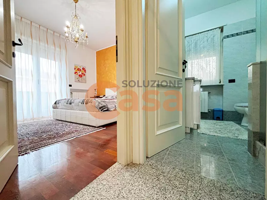 Immagine 13 di Appartamento in vendita  in Via Paolo Bozzini a Piacenza