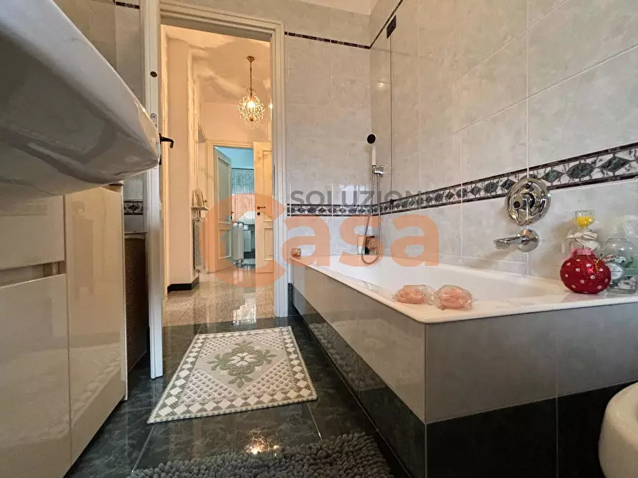 Immagine 21 di Appartamento in vendita  in Via Paolo Bozzini a Piacenza