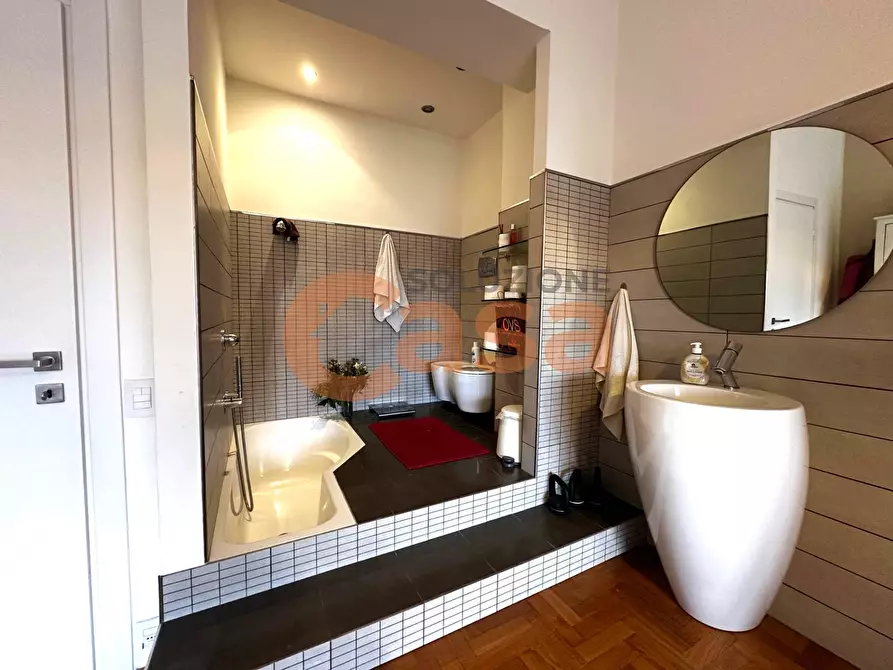 Immagine 24 di Appartamento in vendita  in Piazzale Genova a Piacenza