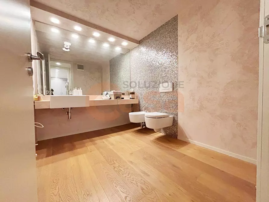 Immagine 28 di Appartamento in vendita  in Corso Vittorio Emanuele Ii a Piacenza