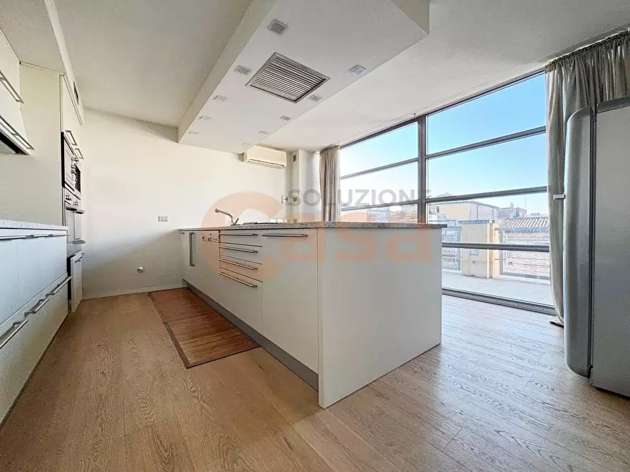 Immagine 11 di Appartamento in vendita  in Corso Vittorio Emanuele Ii a Piacenza