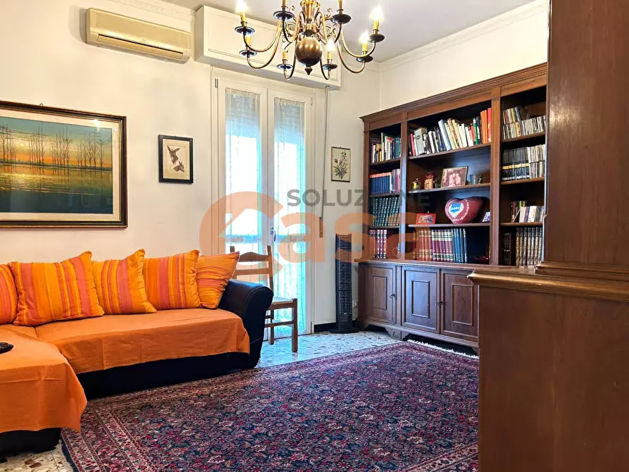 Immagine 1 di Casa indipendente in vendita  in Via Broni a Piacenza