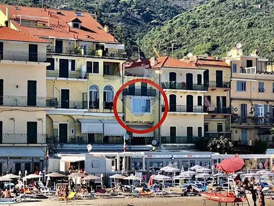 Immagine 2 di Appartamento in affitto  in via Cristoforo Colombo a Alassio