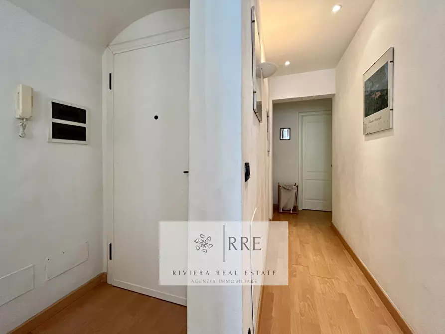 Immagine 13 di Appartamento in vendita  in Giuseppe Garibaldi a Finale Ligure