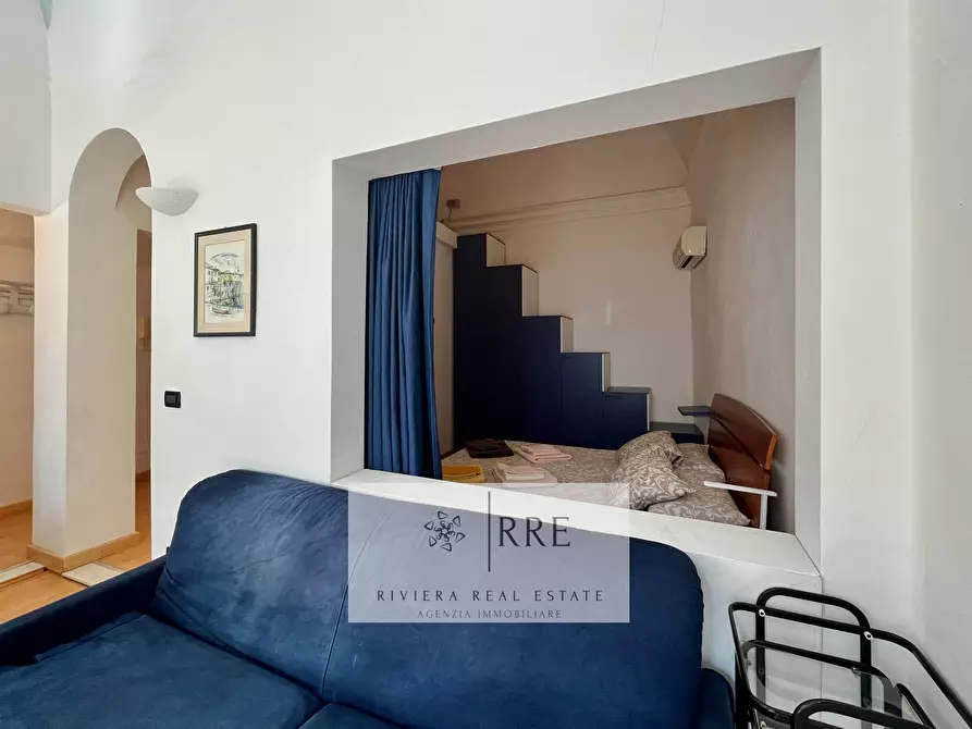 Immagine 12 di Appartamento in vendita  in Giuseppe Garibaldi a Finale Ligure