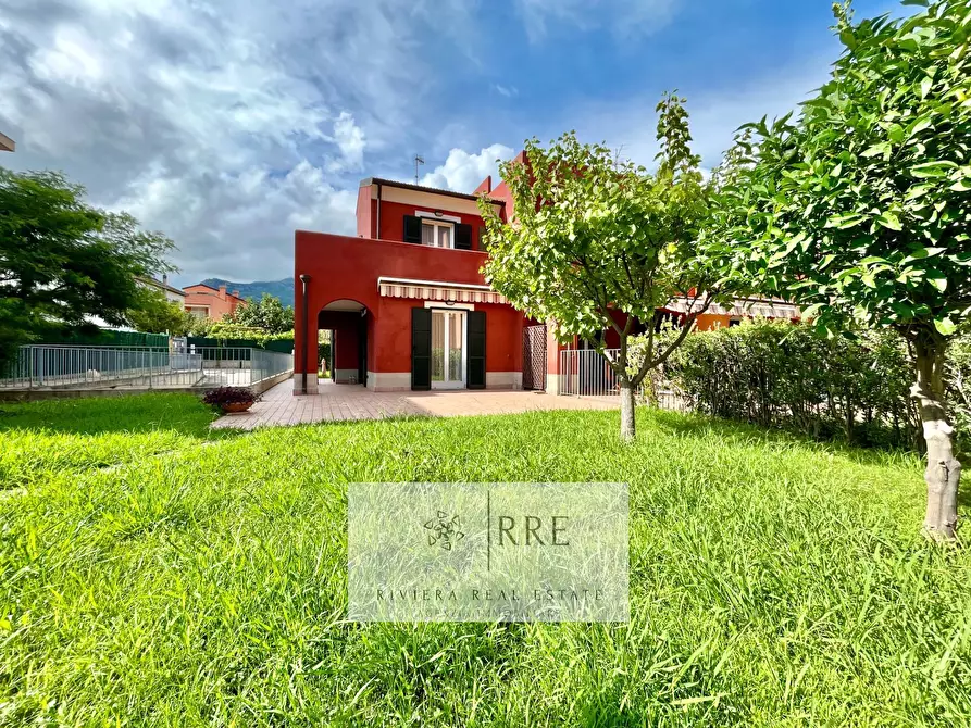 Immagine 20 di Villetta a schiera in vendita  in Gabriele D'Annunzio a Loano